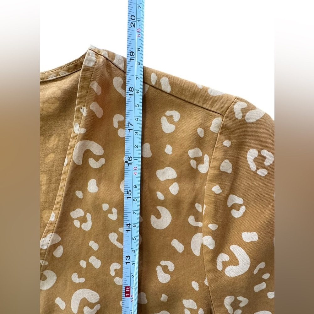 NWT Marine Layer Mustard Leopard Print Wrap Blouse SIZE Medium - Picture 7 of 8